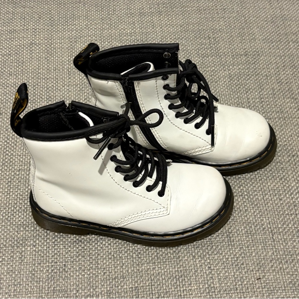 Dr. Martens Kids White Boots 9